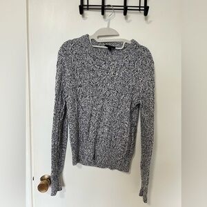 Cable-knit thick sweater